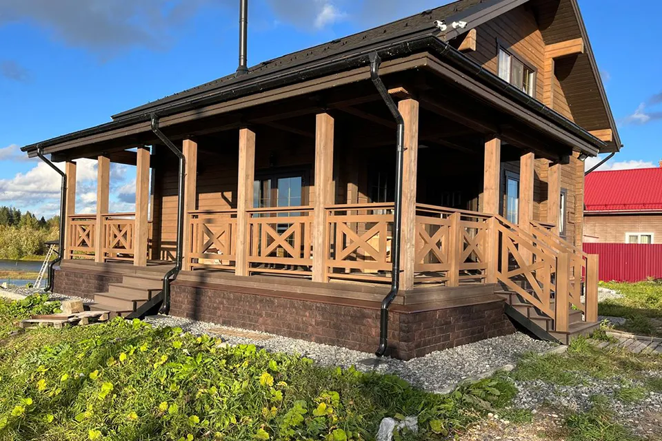 ДПК террасная доска: что это такое, виды, преимущества и монтаж